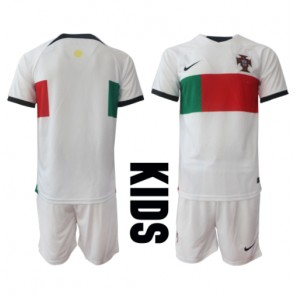 Portugal Replika Babytøj Udebanesæt Børn VM 2022 Kortærmet (+ Korte bukser)